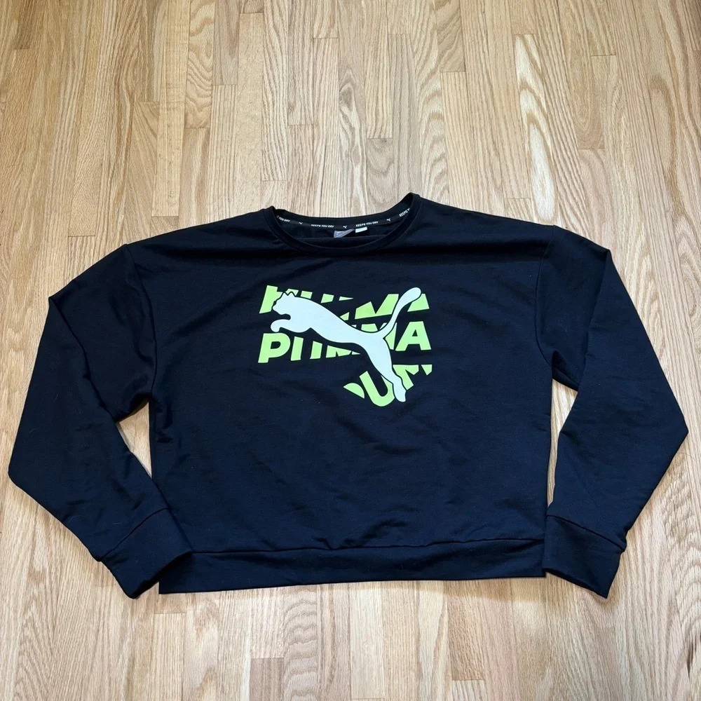 Puma | Keeps You  Dry Long Sleeve Pullover Crewneck Cropped Sweatshirt